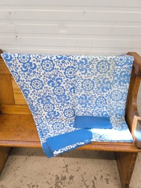 Vintage Blue White Flat Sheet with Pillow Cases